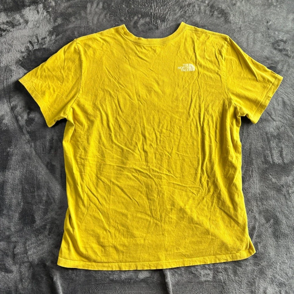 The North Face Mens XXL Yellow Joshua Tree Desert Graphic T-Shirt‎ Short Sleeve